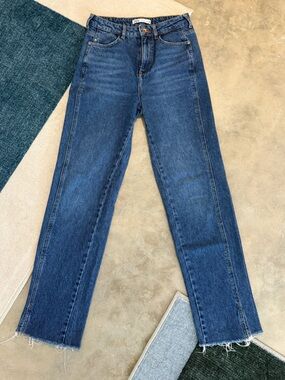 Zara Straight Leg Split Hem Jeans